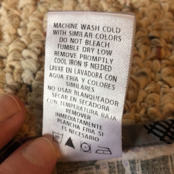 Disney Halloween scrub top - Picture 8 of 9